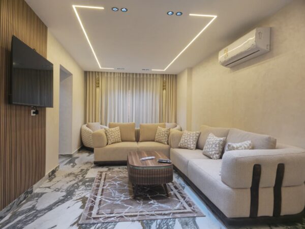 عباس العقاد الرئيسي6