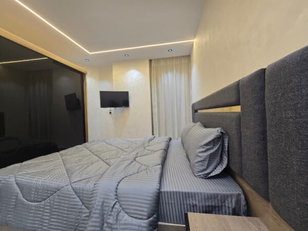 عباس العقاد الرئيسي6