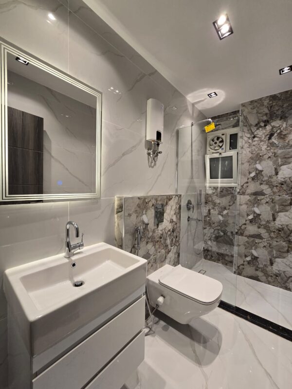 شقه مفروشه للايجار بشارع عبد العزيز طلعت حرب