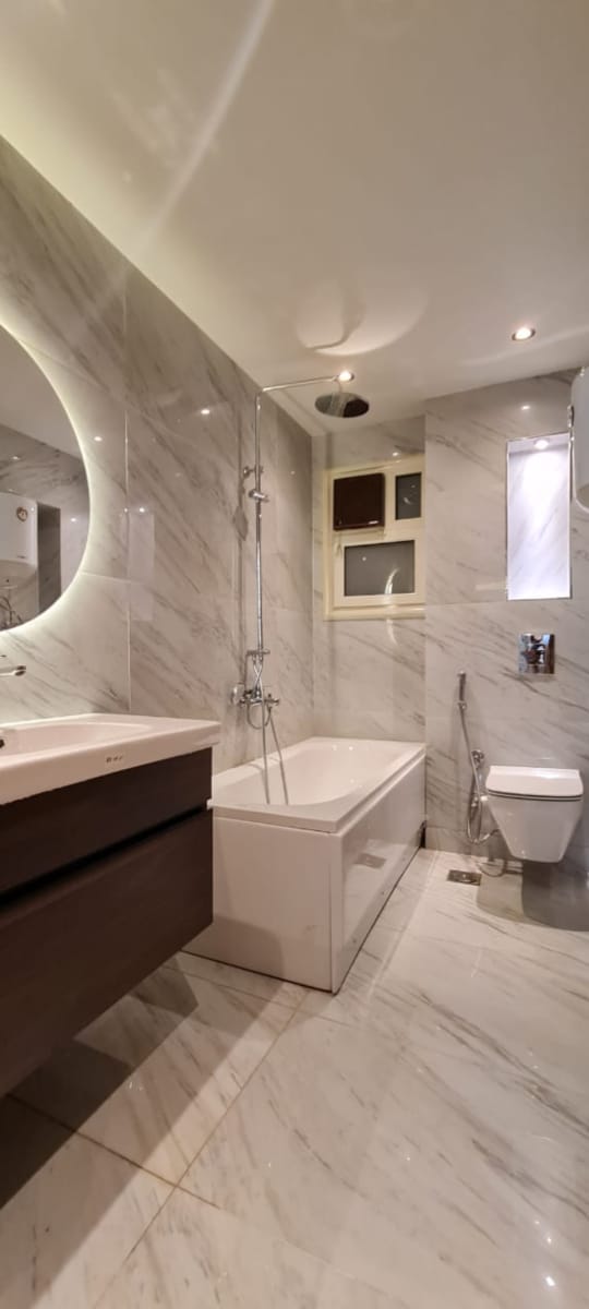 شقه مفروشه فندقيه بشارع معز الدوله 8